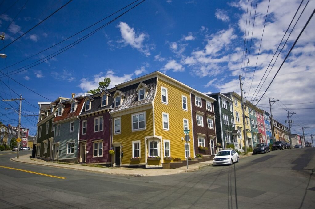 Rangée de maisons colorées à St. John's